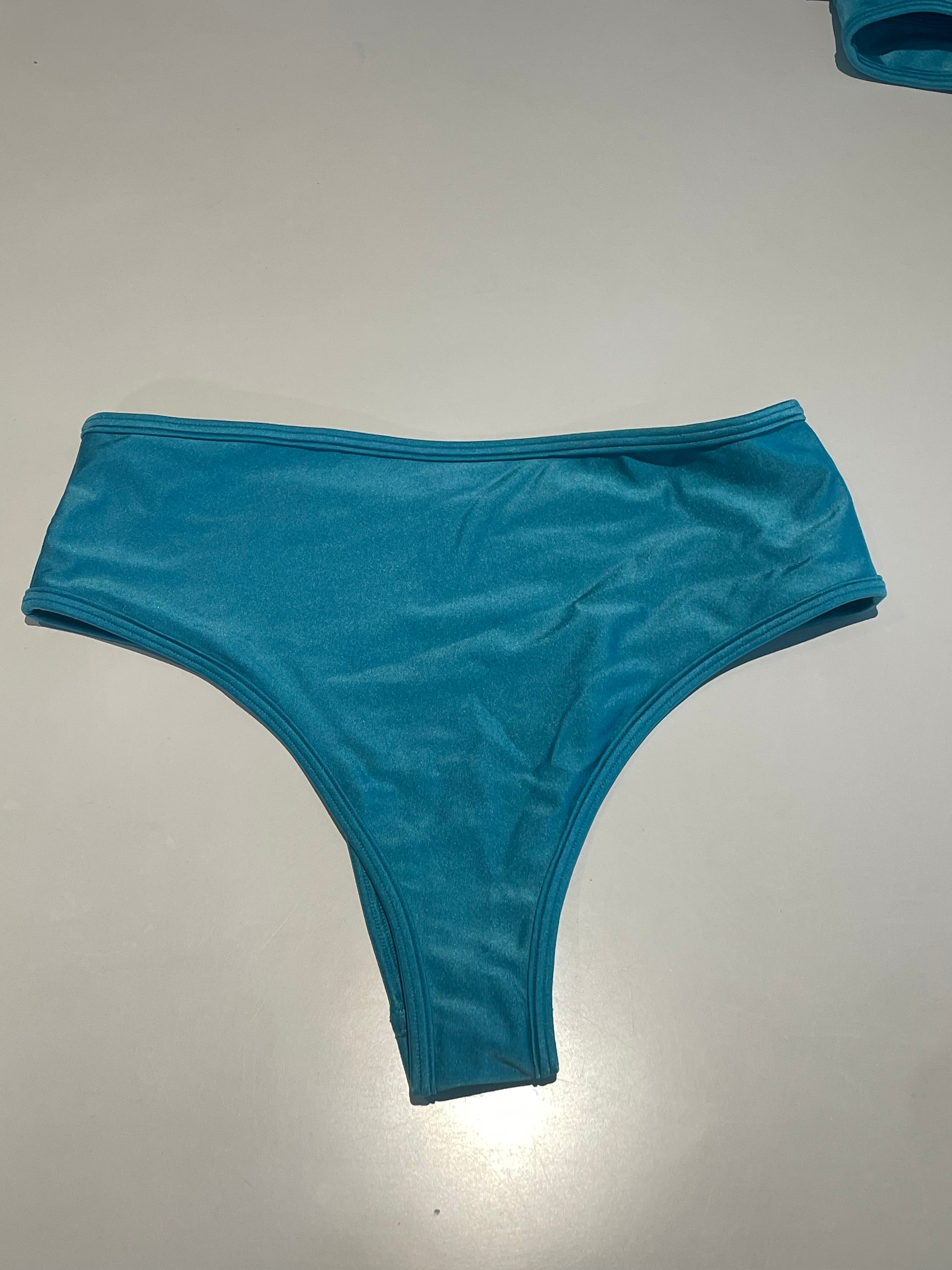 MODELO 2 CUECA CINTA SUBIDA